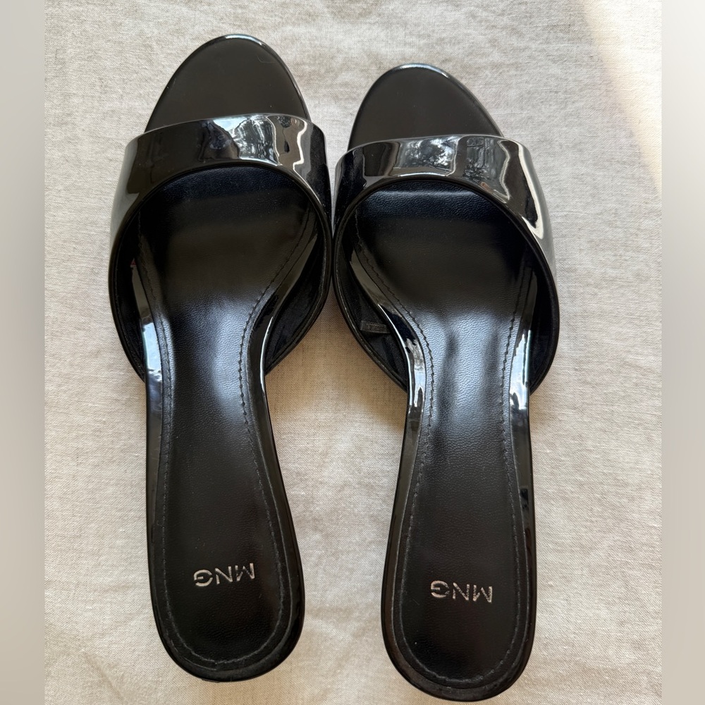 Mango Glossy Black Women's Mules